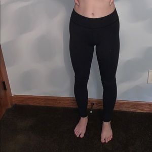 Lululemon girls leggings!
